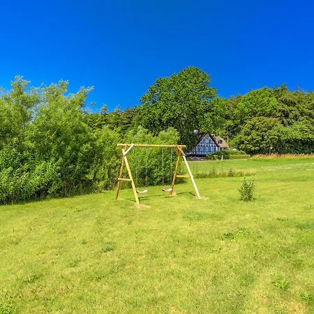 Amazing In Rudkobing With 3 Bedrooms, Sauna And Wifi * Spodsbjerg